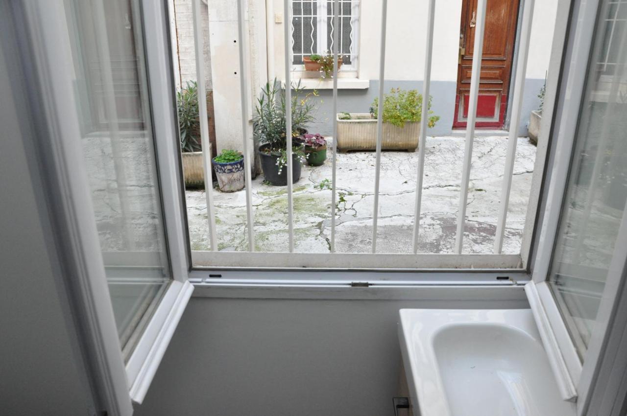 Faubourg Saint Martin Apartment Paris Exterior photo